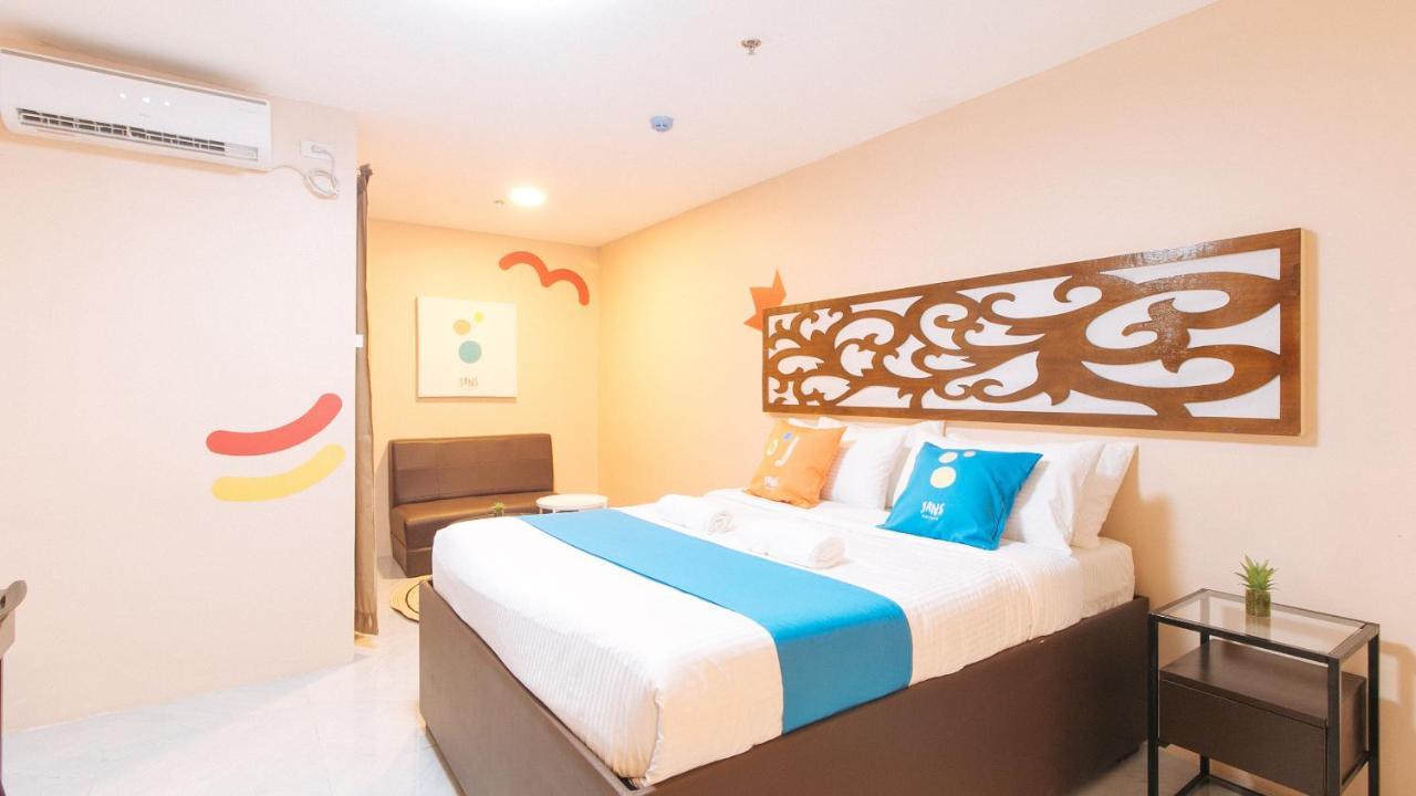 Sans Hotel At Algers Suites Marikina By Reddoorz Экстерьер фото