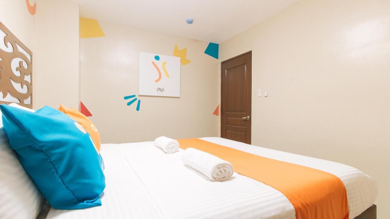Sans Hotel At Algers Suites Marikina By Reddoorz Экстерьер фото