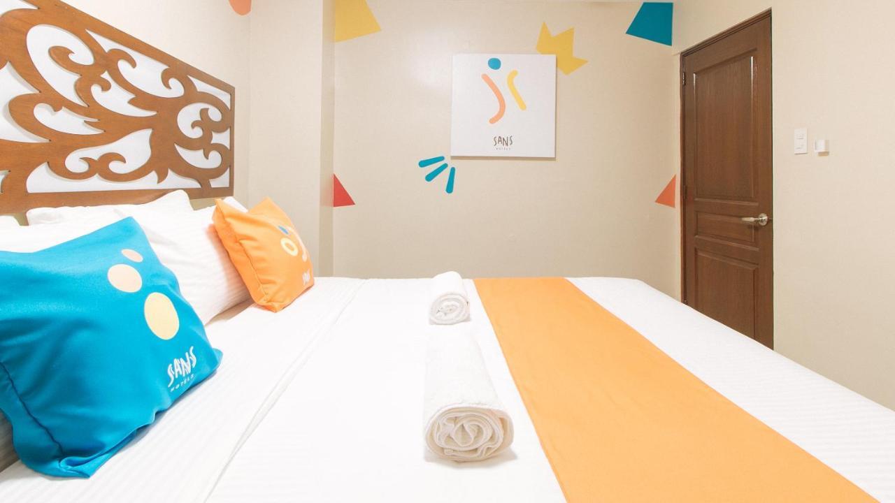 Sans Hotel At Algers Suites Marikina By Reddoorz Экстерьер фото